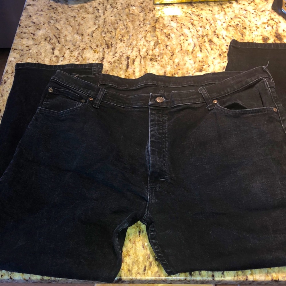 “EUC” Men’s Wrangler Regular Fit Jeans - Picture 1 of 4